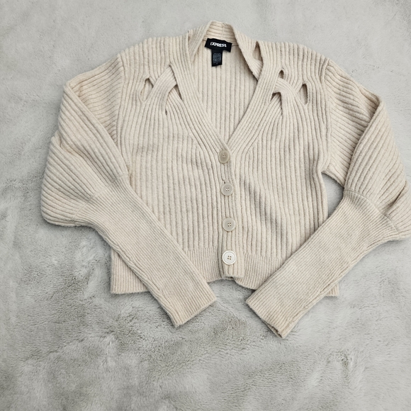 Express Women's Cream Ribbed Button-Up Cardigan - Picture 4 of 13